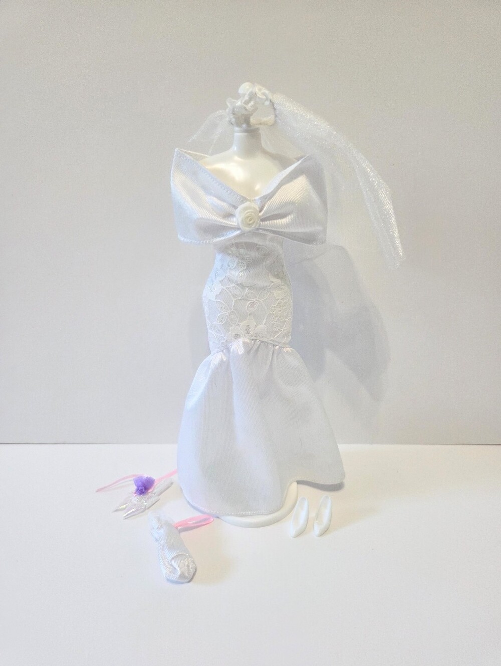 2/$24 1992 Barbie Bridal Collection